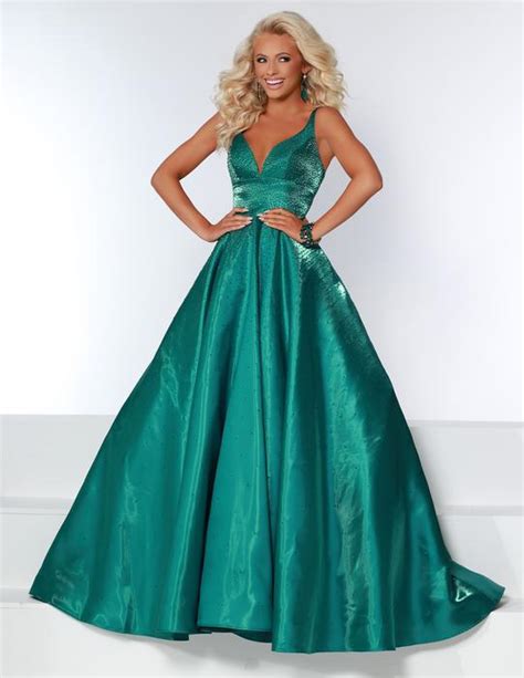 2cute prom prom pageant quinceanara dresses sherri hill little rock arkansas jovani mac