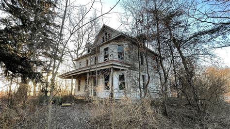 Pretty Year Old Abandoned Farm House Up North In Maryland Soon To