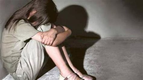 هفت آزار جنسی که من تجربه کردم روزنامه اطلاعات روز