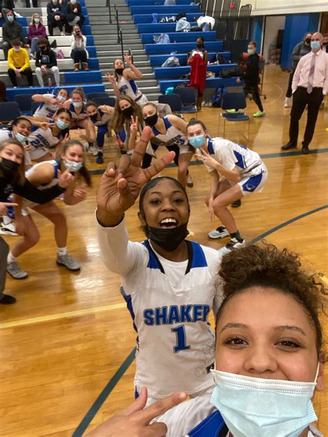 Girls Basketball — BISON BOOSTERS