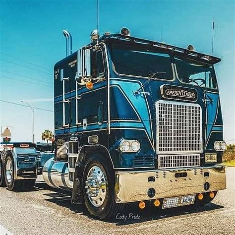 Coe Freightliner Custom Classic Trucks Freightliner Custom Trucks