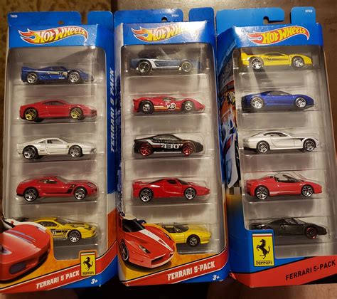 Essa ferrari tem um toque de carro de drift (pelo menos na miniatura) rsrsrsrs. My Ferrari 5 Packs. : HotWheels