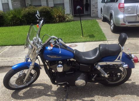 Windshield, engine guards, passenger seat, back. 2007 Harley-Davidson® FXDB Dyna® Street Bob® (Blue Denim ...