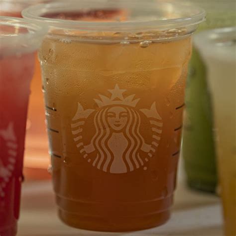 Discovernet The Absolute Best Low Calorie Starbucks Drinks Ranked