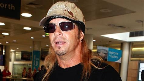 Bret Michaels Rushed Off Stage In New Hampshire After Medical Emergency