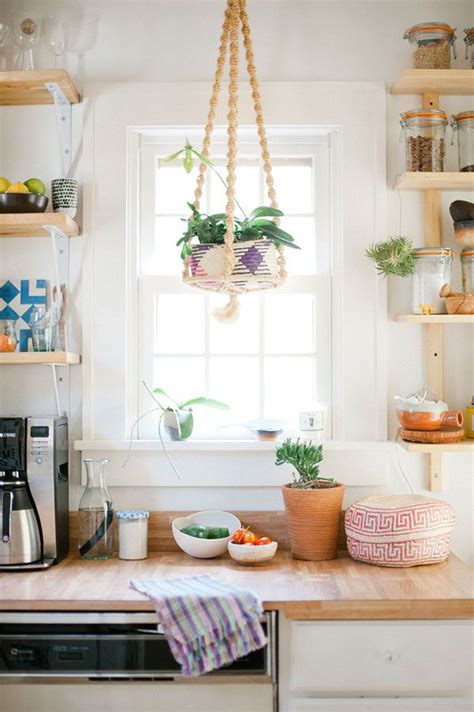 You can use hanging basket plants to decorate the inside of your home, adding variety, color, and dimension to bare walls. Kitchen Feng Shui Upgrades | Fabulous Kitchen Decor Ideas ...