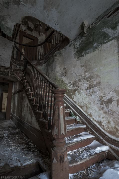 However, some buildings survived for a while and attracted urban explorers and photographers. Abandoned Ontario | Abandoned Canada | Abandoned Places