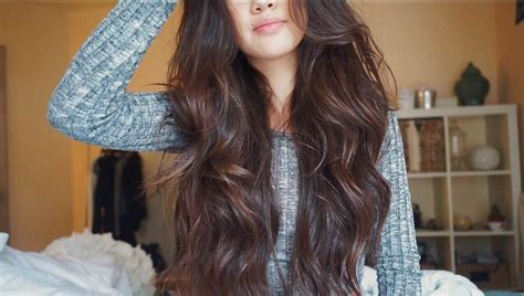 It's usually limp and gets easily weighed down with a lot of products. 30 Simple Hairstyles For Women In 2018