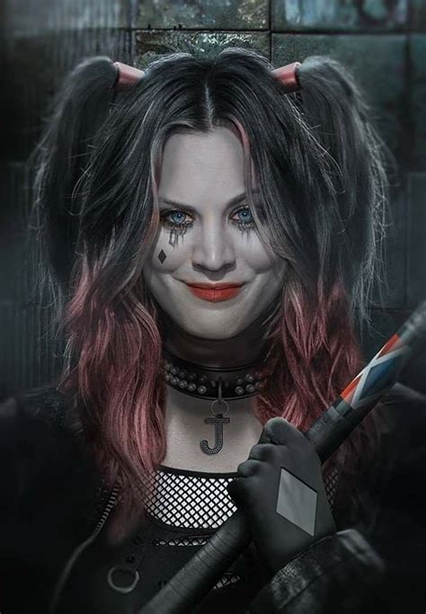 Kaley Cuoco As Harley Quin Harley Quinn Et Le Joker Harley Costume