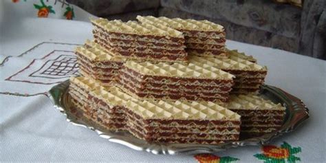 Easy chinese cookies and other holiday dishes. OBLANTE - CROATIAN WAFER SLICE | Croatian recipes, Dessert ...