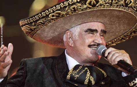 Vicente Fernández No Volvería A Cantar Tras Una Traqueotomía Candela