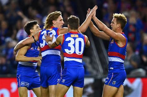 Punting on western bulldogs vs melbourne? North Melbourne vs Western Bulldogs Predictions & Betting Tips