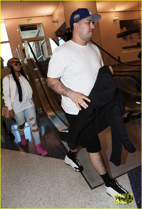 photo rob kardashian looks much slimmer in new airport photos 29 photo 3614401 just jared
