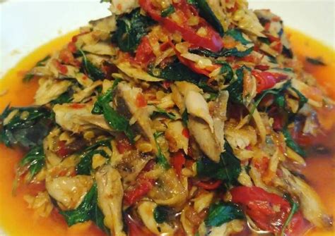 Pindang serani adalah masakan atau makanan khas jepara, jawa tengah (jateng), berupa kreasi olahan dari ikan laut, biasanya ikan bandeng dan anda bisa pakai ikan laut lainnya, pindang ikan. Resep Masakan Ikan Tongkol Cabe Ijo - Hijab Converse