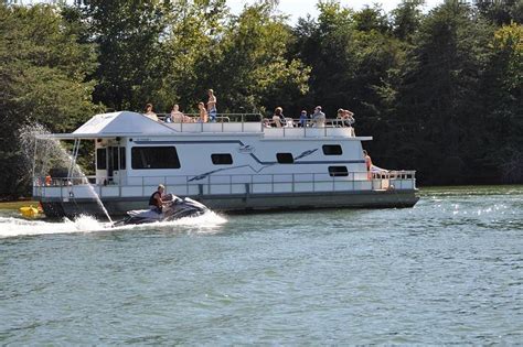 Find lake homes for sale on smith mountain lake, in va. Smith Mountain Lake - Houseboats Rentals