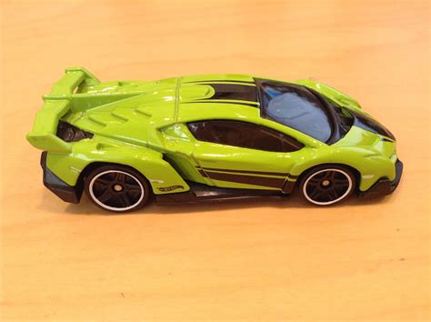 Julian S Hot Wheels Blog Lamborghini Veneno Hw Exotics
