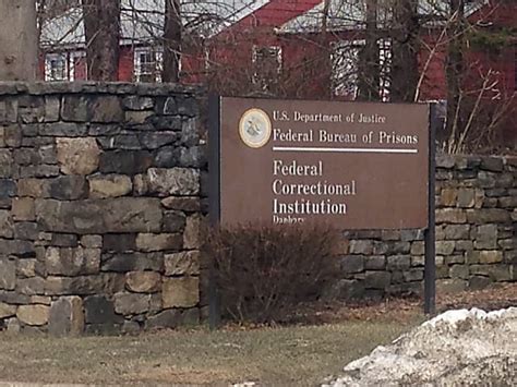 Women Moved From Danbury Federal Prison As Institution Goes Male