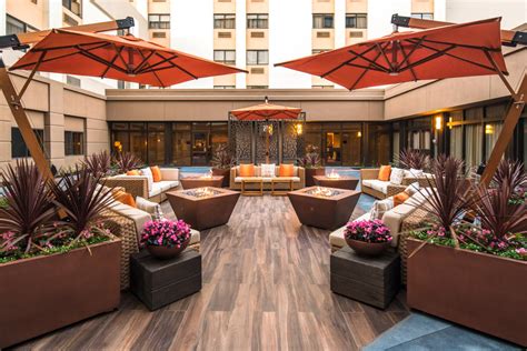 Check spelling or type a new query. DoubleTree by Hilton San Francisco Airport