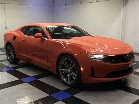 New 2019 Chevrolet Camaro 2lt 2d Coupe In South Charleston 9cl10491