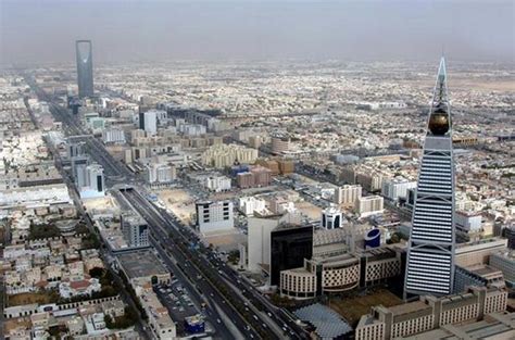 Maybe you would like to learn more about one of these? تعرف على برج الفيصلية الشهير في الرياض - ام القرى