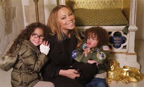 Cannon caught the entertainment bug at age 8 when his grandfather gifted him several musical instruments. Mariah Carey: Ex-Mann Nick Cannon hat Angst um seine Kinder