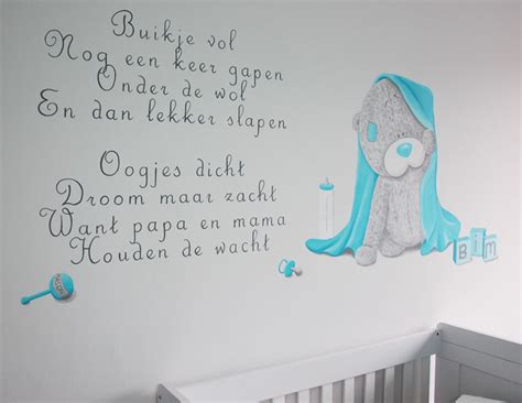 You've been invited to a baby shower for a friend, relative or coworker, but you don't know what gift to buy. Me to You beer gedichten muurschildering babykamer