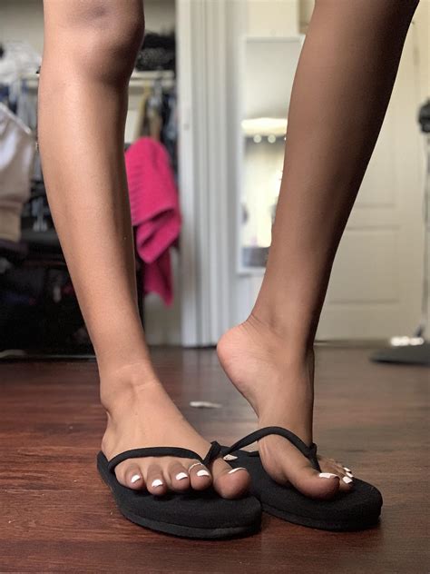 Need To Add More Colors To My Flip Flop Collection 😋 Rverifiedfeet