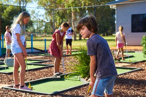 Mini Golf At Big4 Swan Hill Holiday Park Attraction Tour Swan Hill