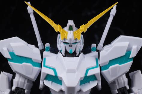 Review Gundam Universe Rx 0 Unicorn Gundam Awakened Bandai Pilot