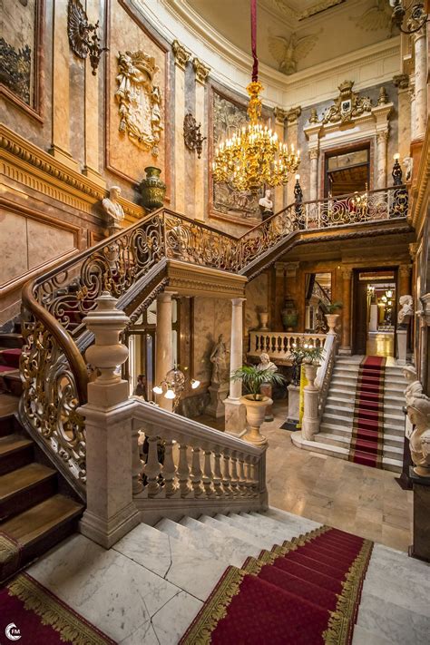 We can offer a selection of locations to celebrate and create those special memories. I Museo Cerralbo Escalera de Honor in 2020 | Architecture ...