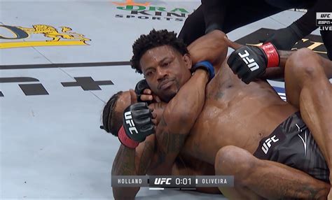 Watch Kevin Holland Displays Absolute Savagery While Being Choked Out By Alex Oliveira At UFC