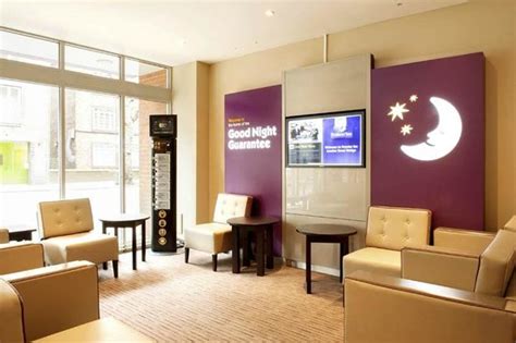 It is a short walk from tower bridge, the tower of london and the thames and only 2 minutes' walk from old street tube station. Popular Hotels in London | TripAdvisor