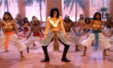 Featuring super model, iman, eddie murphy and magic johnson. remember-the-time - PopOptiq