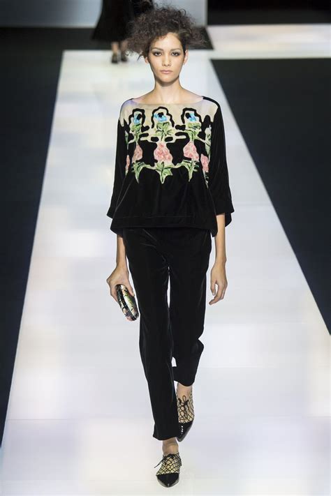 Giorgio Armani Fall 2016 Ready To Wear Fashion Show Fashion Fashion