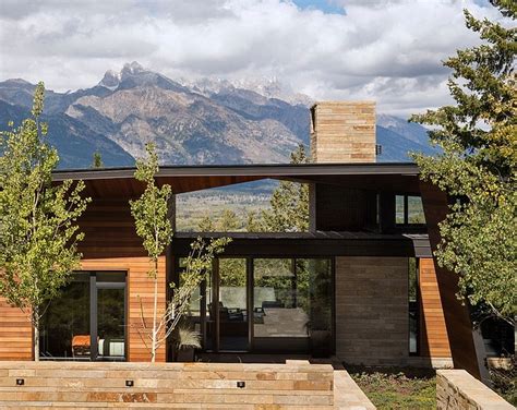 | meaning, pronunciation, translations and examples. Stunning Wyoming Butte Compound Features Contemporary Design And Panoramic Views