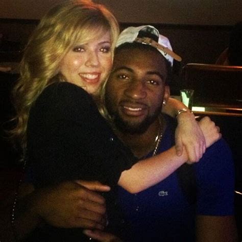 You guys allll know that andre drummond and jennette mccurdy were dating before the nba season started. Jennette McCurdy Opens Up About Falling for Andre Drummond ...