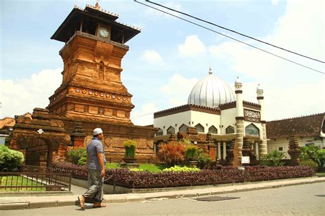 Pariwisata Provinsi Jawa Tengah Destinasi Wisata Masjid Menara Kudus