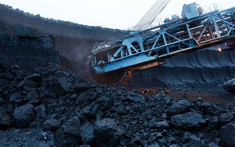 Govt Expected To Mop Up Around 4b By Selling 10 Stake In Coal India
