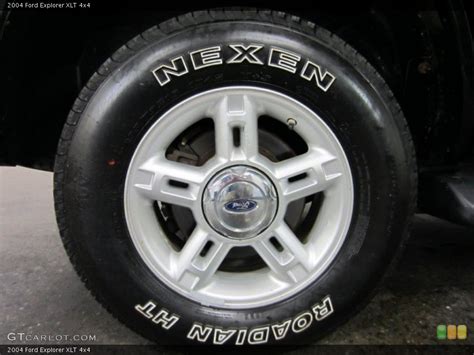 2004 Ford Explorer Xlt 4x4 Wheel And Tire Photo 54065097