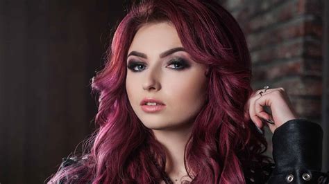 Your Guide To Getting A Red Purple Hair Color Loréal Paris