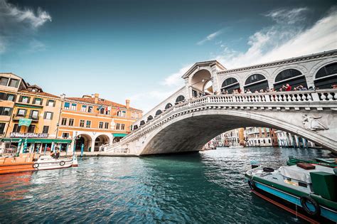 Rialto Bridge In Venice Italy Free Stock Photo Picjumbo