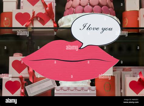Valentines Day Shop Window Display Stock Photo Alamy