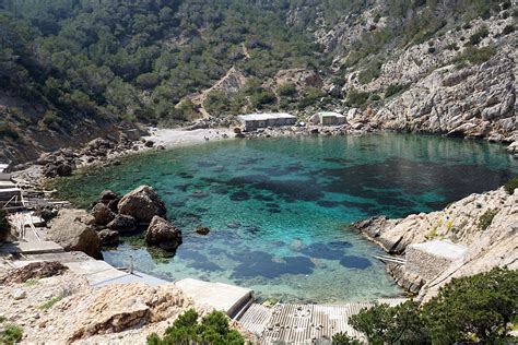 4 Coves Worth Exploring In Ibiza The Ibiza Blog By Playasol