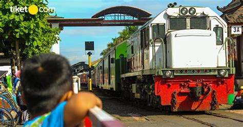 Bagi lesen e (bas atau lori) : Perbedaan Kelas Kereta Api & Jenis Sub Kelasnya | tiket.com