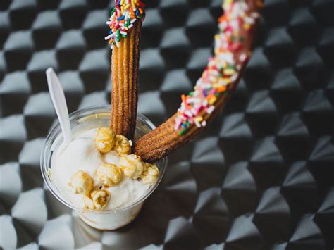Food Instagrammers Are Freaking Out Over This Beautiful Churro