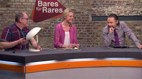 Karriere… read more »walter lehnertz frau, freundin, alter【 bares für rares 】wiki, eifel. Susanne zieht Wolfgang über den Tisch? Bares für Rares ...