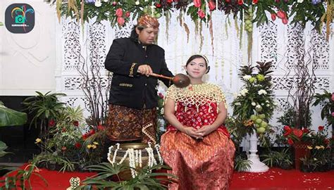 Tingkeban Tradisi Tujuh Bulanan Masyarakat Jawa Cinta Indonesia
