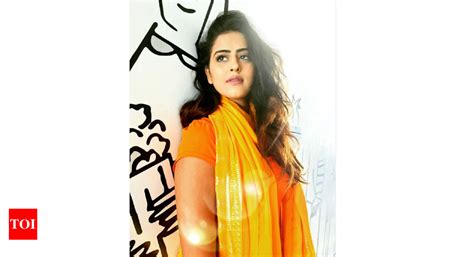 Yamini Singh Looks Pretty In Her Latest Sunkissed Picture Bhojpuri Movie News Times Of India