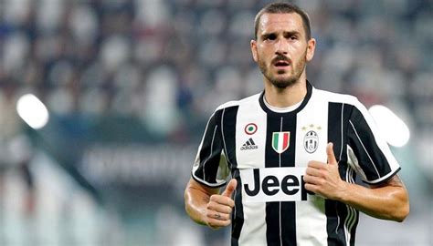 Leonardo bonucci is the brother of riccardo bonucci (retired). بونوتشي لا يمانع الانتقال للدوري الإنجليزي