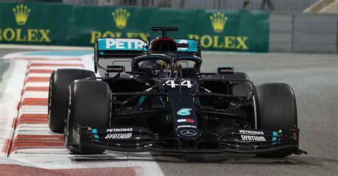 See more ideas about hamilton, lewis hamilton, lewis. Lewis Hamilton con il Team Mercedes-AMG Petronas F1 anche ...